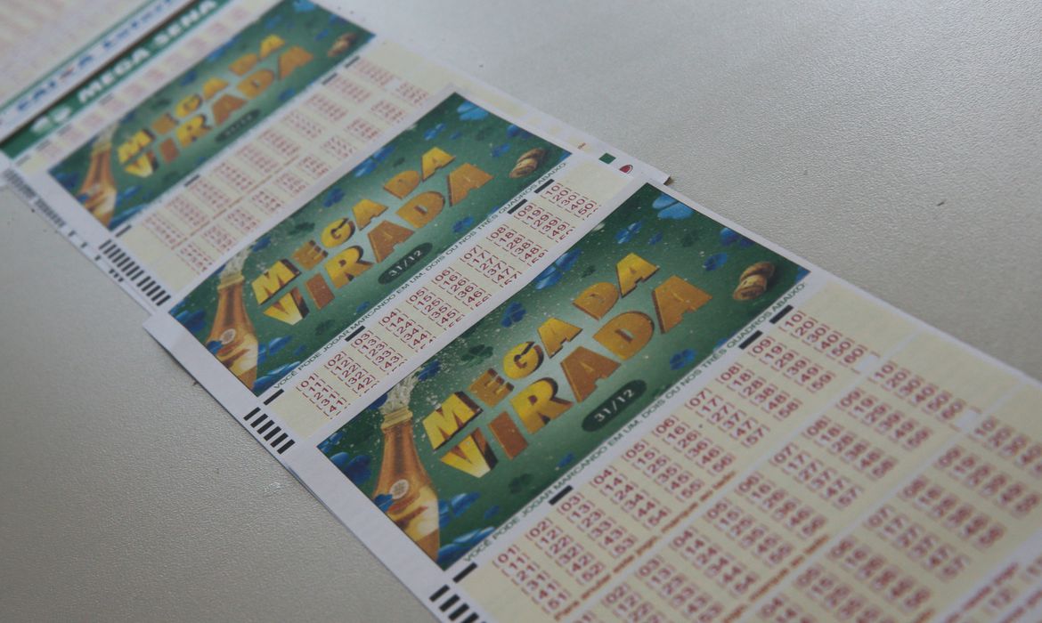 A União Faz a Sorte: Histórias Reais de Bolões que Faturaram a Mega-Sena 